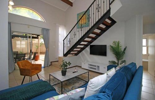 Greater Johannesburg Metropolitan Area Apartment | The Great Escape in North Riding