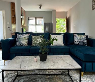 Greater Johannesburg Metropolitan Area Apartment | The Great Escape in North Riding