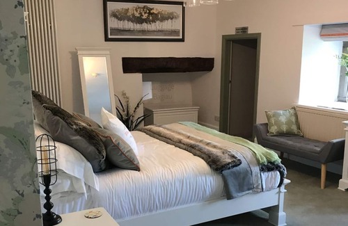 Bridgend Hotel | The Great House Hotel & Restaurant