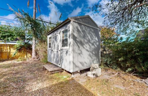 Bay Area House | The Green Cottage