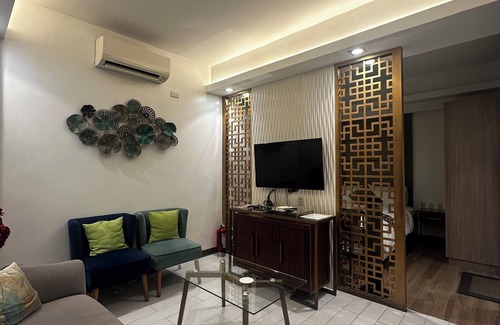 Ibaan Hotel | The Greenhive Hotel