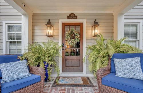 King City House | The Grey Pearl - Swimming Pool Premier Location