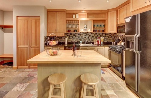 Deer Valley House | The Greyhawk - 2BR/2BA, Old Town/Deer Valley