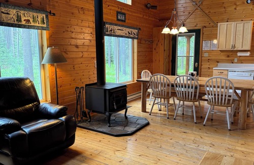 Columbia Falls Cabin | The Grizzly Cabin at Glacier Park is in the remote North Fork, Flathead River.