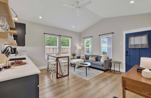 Fredericksburg House | The Grove Combo