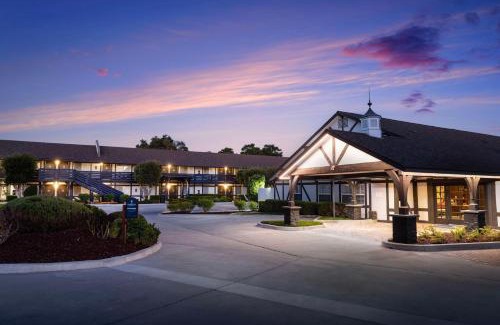 Solvang Hotel | The Hadsten Solvang, Tapestry Collection by Hilton
