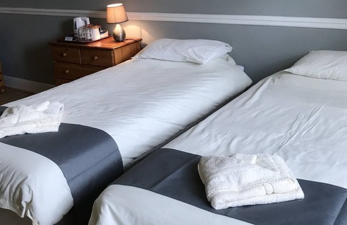 Chilthorne Domer Hotel | The Halfway House Inn