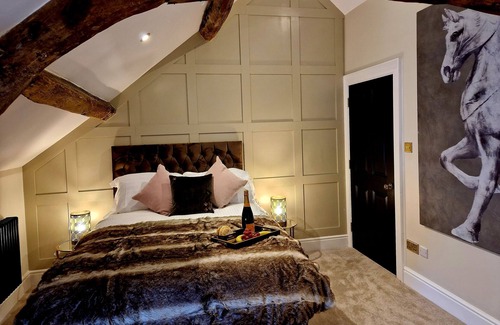 Scorton Apartment | The Hamilton Luxury Let - The Cruck