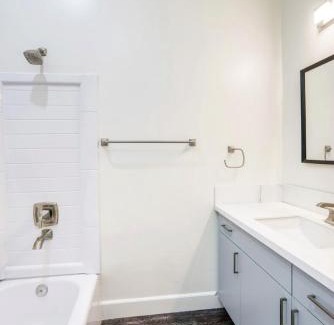 Mesa Apartment | The Hamptons