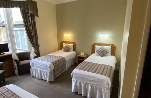 Llangollen Hotel | The Hand Hotel Llangollen by Compass Hospitality