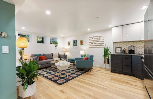 Sellwood-Moreland House | The Happy Place - 2BD Sellwood Creative Retreat