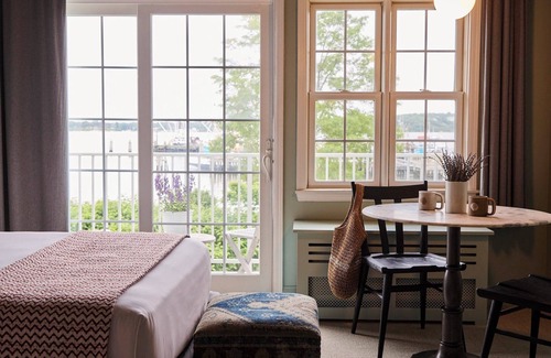 Greenport Hotel | The Harbor Front Inn