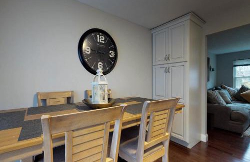 East Harwich House | The Harwich House