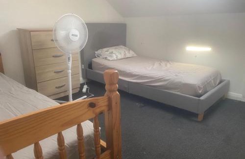 Grays Bed & Breakfast | The Haven Loft-Cozy Room in a house