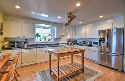 Rushmere House | The Hawaiian Hideaway!