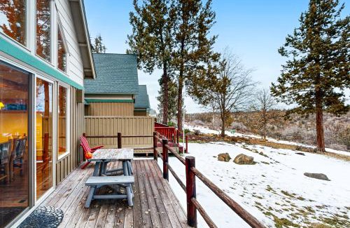 Klamath Falls House | The Hawk Nest