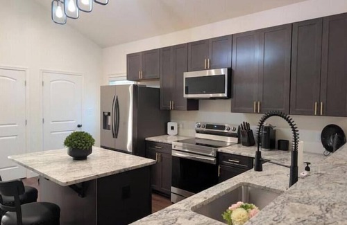 Buena Vista House | The Hawthorne Place