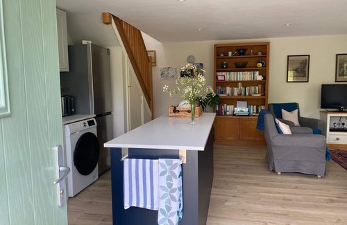 Alton House | The Hay Barn - located in South Downs National Park & Jane Austen country