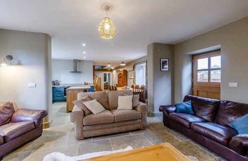 Stainforth Cottage | THE HAY BARN, pet friendly, character holiday cottage in Thorne