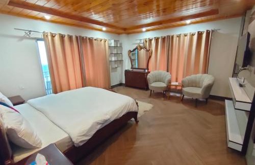 Nathia Gali House | The Heights Hotel Nathiagali