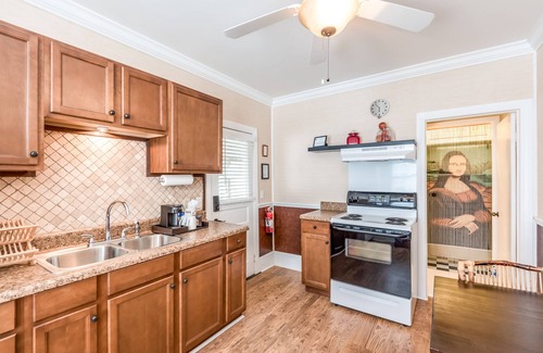 Mount Dora House | The Heirloom Inn