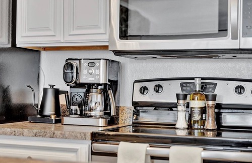 Rocky Point Apartment | The Hemingway