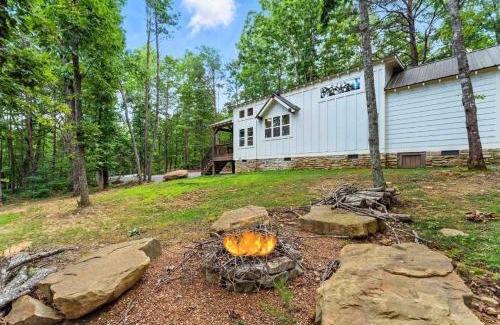 Menlo House | The Hemlock Hideaway tiny home