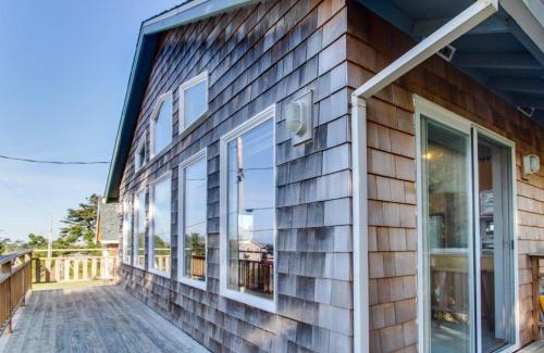 Cape Meares House | The Heron's Nest Vacation Rental