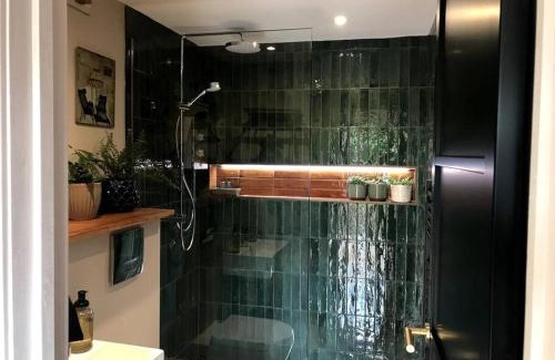 Bath Apartment | The Hideaway Apartment, Bath