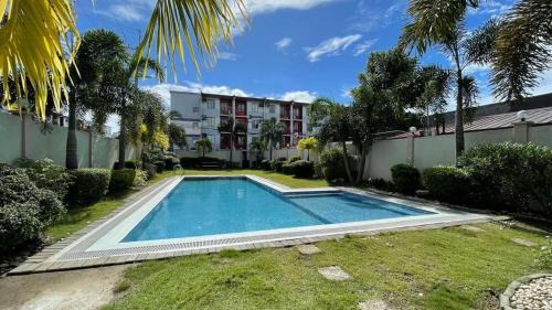 Imus Apartment | The Hideaway by K&C 1BR, Netflix,PS4, Wifi