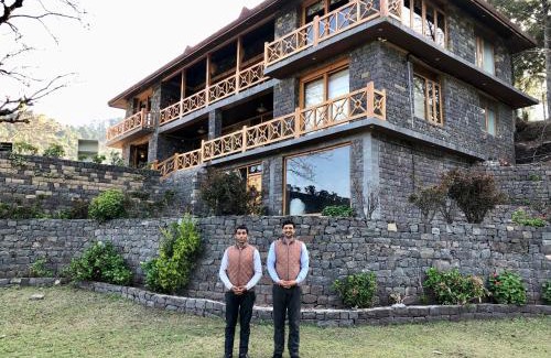 Kumarhatti Villa | The Hideaway Cottage