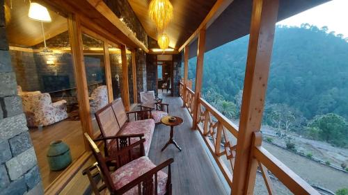 Kumarhatti Villa | The Hideaway Cottage