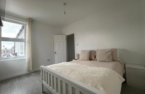 Watford Apartment | The Hideaway