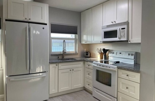 Banana River Estates Condo | The Hideaway - Pool & 5 Minutes from the Beach
