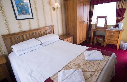 Cannards Grave Hotel | The Highwayman Inn