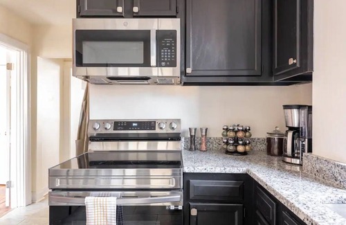 Crescent Hill House | The Hill & Holler House