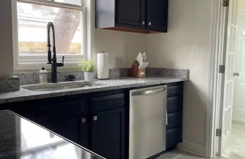 Crescent Hill House | The Hill & Holler House