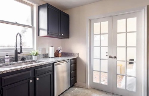 Crescent Hill House | The Hill & Holler House