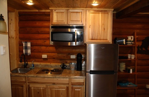 Cody Bed & Breakfast | The Historic Wapiti Lodge