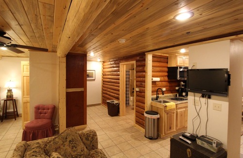 Cody Bed & Breakfast | The Historic Wapiti Lodge