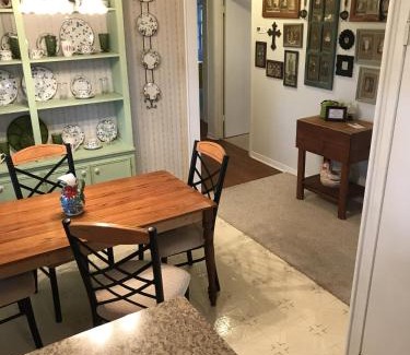 Chappell Hill House | The Hoffmann Vacation Rental Bed & Breakfast