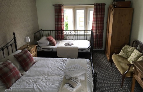 Westbury Hotel | The Hollies Inn