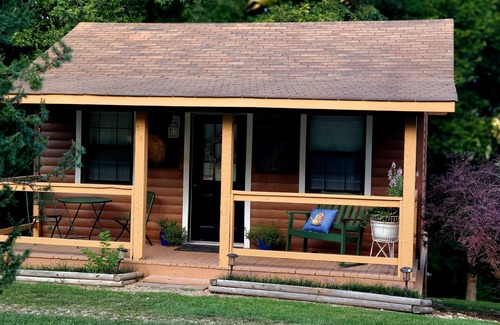 Harriet Cabin | The Homestead is a cozy Couples Fall/Winter Retreat! Firepit/Grill/Pavilion/WIFI