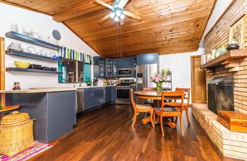 Bloomington House | The Hoosier Lake Townhouse