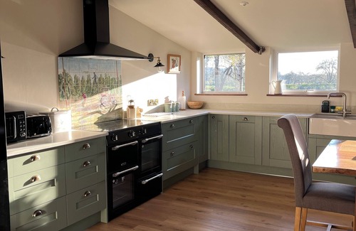 Woolhope House | The Hop Kilns - Rural Rustic Charm with Luxurious Modern Comfort