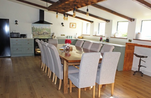 Woolhope House | The Hop Kilns - Rural Rustic Charm with Luxurious Modern Comfort