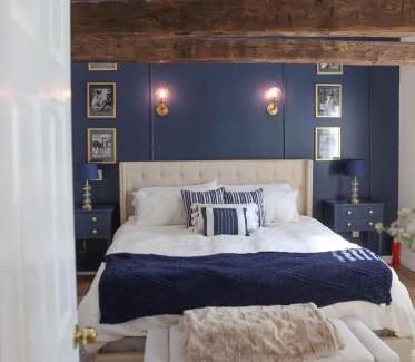 Preston House | The Horse Carriage 2 Miles From Foxwoods Casino