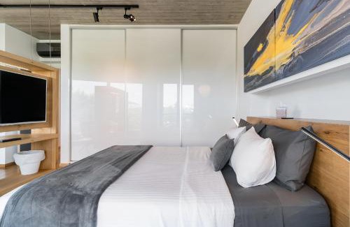 Thissio Apartment | The HostMaster Skyline Pool Oasis Penthouse