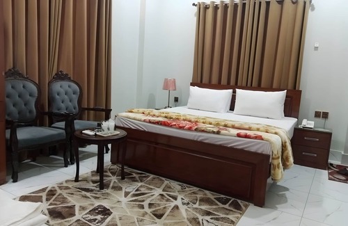 Sukkur Hotel | The Hotel 786