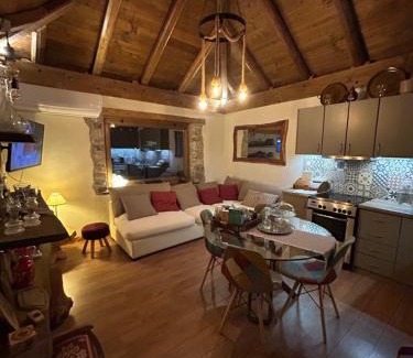 Karpenisi Ski Chalet | The House in the Cobbled Road